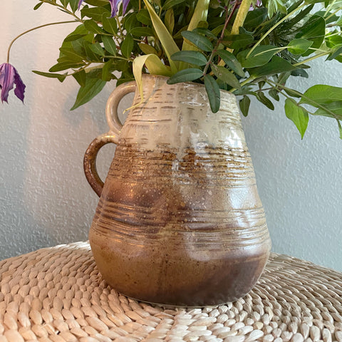 Risa stoneware vase